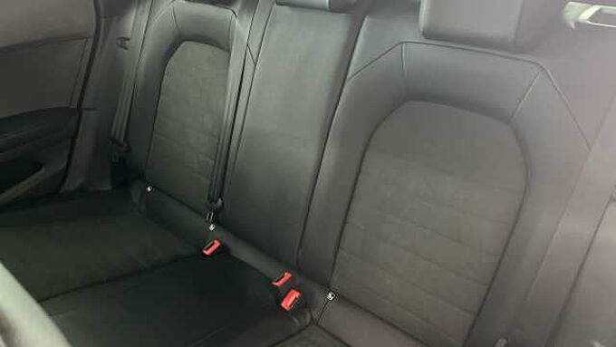 SEAT Arona 1.0 TSI (110ps) FR Sport SUV