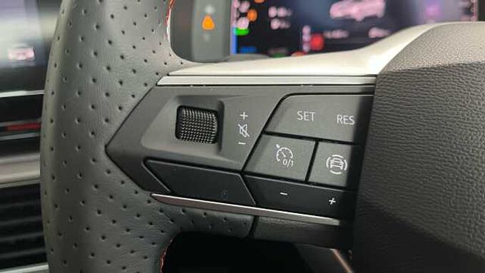 SEAT Leon 1.4 e-HYBRID (204ps) FR DSG